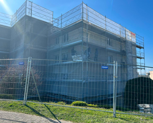Renovation Facade Mont Sur Rolle En Cours