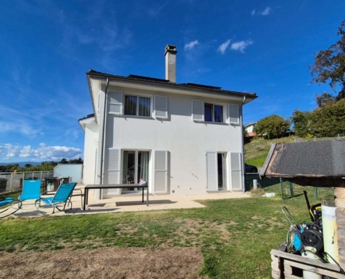 Villa Blanche Mont Sur Lausanne Facade Jardin Apres Entretien Vm Renovation Sa